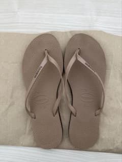 Havaianas ビーチサンダル ベージュ 37-38のサムネイル