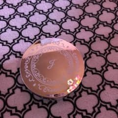 ピュアエッセンスクッションコンパクト101のサムネイル
