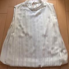 美品♡LAGUNAMOON プリーツタンクトップ Fのサムネイル