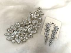 結婚式　ブライダルアクセサリー　ヘアアクセサリー　ブライダルピアスのサムネイル