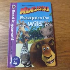 Madagascar Escape to The Wild 英語絵本のサムネイル