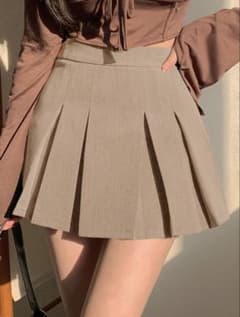 shein dazy ベージュ　プリーツ　スカートのサムネイル
