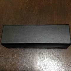 JINSのメガネケースのサムネイル