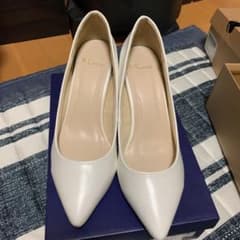 パンプス 白のサムネイル