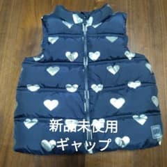新品未使用　ベビーギャップ　中綿ベストのサムネイル