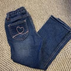 売り尽くしSALE ハート刺繍デニム　100のサムネイル