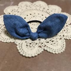 ハンドメイド うさ耳ヘアゴムのサムネイル