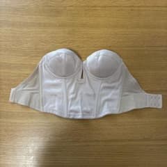THE TREAT DRESSINGブライダルインナー D65のサムネイル
