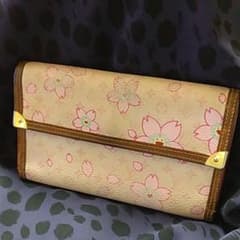 ルイヴィトン 長財布のサムネイル