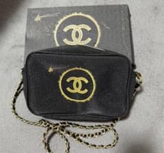 CHANEL コスメポーチ チェーンバッグ - メルカリ