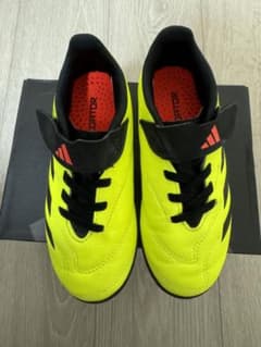 adidas サッカーシューズ キッズ 19cmのサムネイル