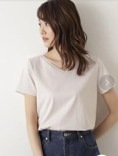 専用　ナチュラルビューティーベーシック　Tシャツ カットソー トップスのサムネイル