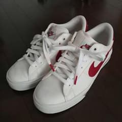 CTTmama様専用 24.5～25㎝ NIKE スニーカーのサムネイル