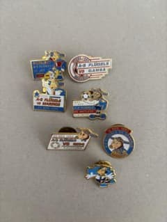 横浜フリューゲルス ピンバッジ 7個セット - メルカリ