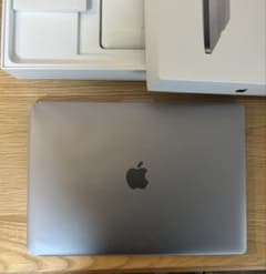 MacBook Pro 13インチ スペースグレー 16GB 512GB SSDのサムネイル