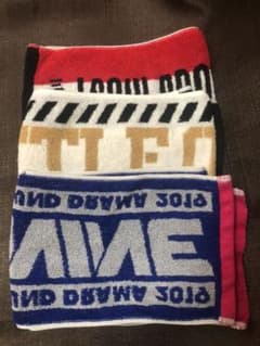 ちゃー様専用LDHマフラータオルのサムネイル