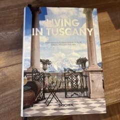 LIVING IN TUSCANY TASCHEN 洋書のサムネイル