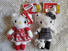 ハローキティ展 マスコットホルダー いちごドレス 千鳥格子 2点セット ハローキティ展 マスコットホルダー いちごドレス 千鳥格子 2点セット