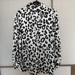 ZARA レオパード柄 シャツ Mのサムネイル