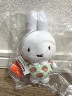 ミッフィー　お花とフルーツ　マスコットぬいぐるみ