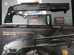 東京マルイM870ブリーチャー　純正マガジン、ショットシェルホルダー付のサムネイル