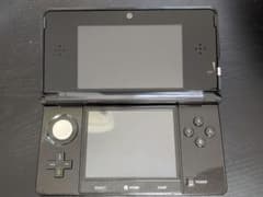 【使用22時間美品】ニンテンドー3DS コスモブラック 箱付属品完備 ソフト3本のサムネイル