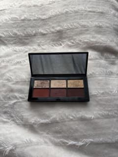 NARS サンジェルマンデプレ アイシャドウパレットのサムネイル