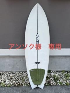 【専用】 スパロー　ツインターボ　スーパーチャージ　5’6 29L フィン付き 専用】 スパロー ツインターボ スーパーチャージ 5'6 29L フィン付き