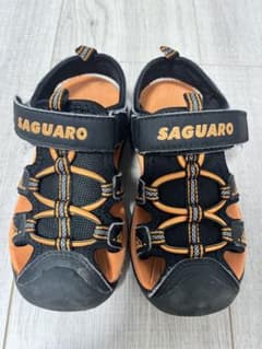 SAGUARO キッズ サンダル ブラック オレンジ　17㎝のサムネイル