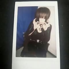 R指定 マモ チェキのサムネイル