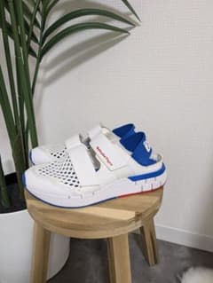【Onitsuka tiger】rebilac sandal 【24.5】のサムネイル