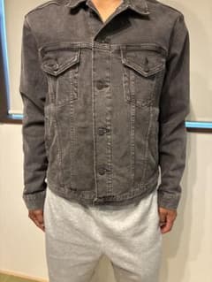 ブラックデニムジャケットのサムネイル