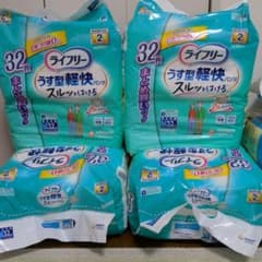 ライフリー うす型軽快パンツ Mサイズ 32枚入 - メルカリ