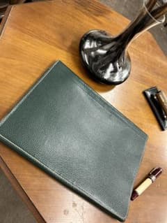 E.MARINELLAのクラッチバックのサムネイル