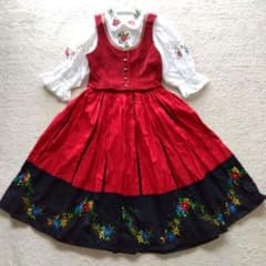 【フォークダンス衣装】レッド×ゴールド Chacott ICHIOKU ベスト フォークダンス衣装】レッド×ゴールド Chacott ICHIOKU ベスト