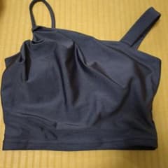 SUKALA 新品 Ｓ シャインストレッチアシンメトリーブラトップ 美品】SUKALAシャインストレッチ アシンメトリーブラトップ Mサイズ