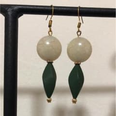 ピアス アンティークのサムネイル