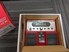 箱付きBOSS VE-20 ボーカルプロセッサーのサムネイル