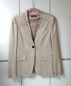 【yume】GUCCI（グッチ）☆40☆ベージュ テーラードジャケット yume様専用】GUCCI（グッチ）☆40☆ベージュ テーラードジャケット