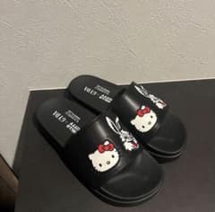 【値下げ不可未使用品】 Hello Kitty×GYDA サンダルのサムネイル