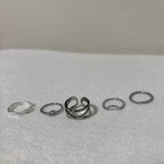 シルバーカラー リング 5点セットのサムネイル