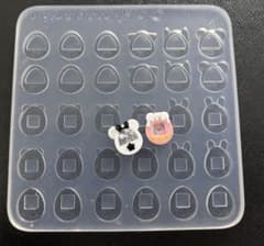 シリコンモールド  たまごっち　シェイカーモールド　ネイルのサムネイル