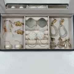 ピアス まとめ売り 8点セットのサムネイル