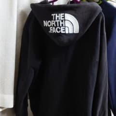 THE NORTH FACEパーカーのサムネイル