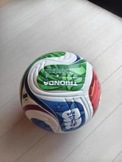 FIFA TRIONDA PRO サッカーボール 5号球 - メルカリ