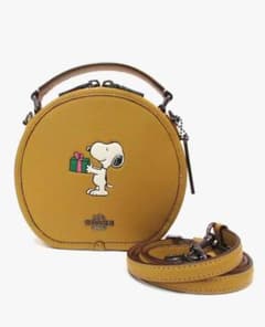 COACH コーチ CF290 ピーナッツコラボ スヌーピー レザー - メルカリ