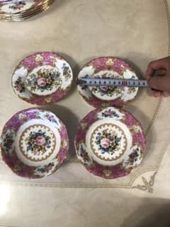 ロイヤルアルバート　ボウルと小皿のセットのサムネイル