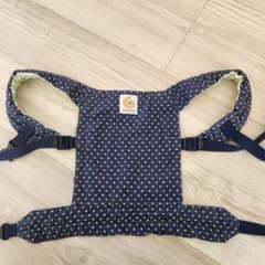 おままごと　エルゴ　抱っこ紐のサムネイル