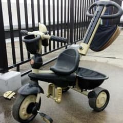 スマートトライク 三輪車のサムネイル
