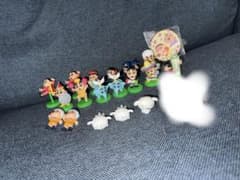 Crayon Shin-chan Chocolate Eggs and Others